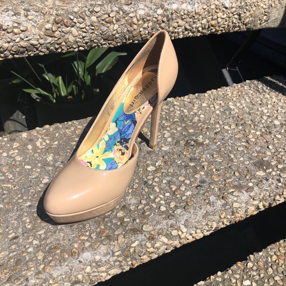 ❌SOLD❌ NEW MaddenGirl Platform Heels - Picture 3 of 4